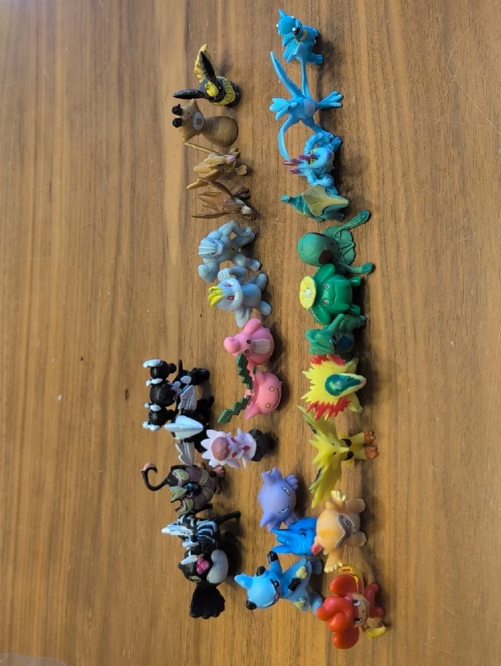 Pokémon Mini Figure Collection - Assorted Colors - Picture 1 of 9